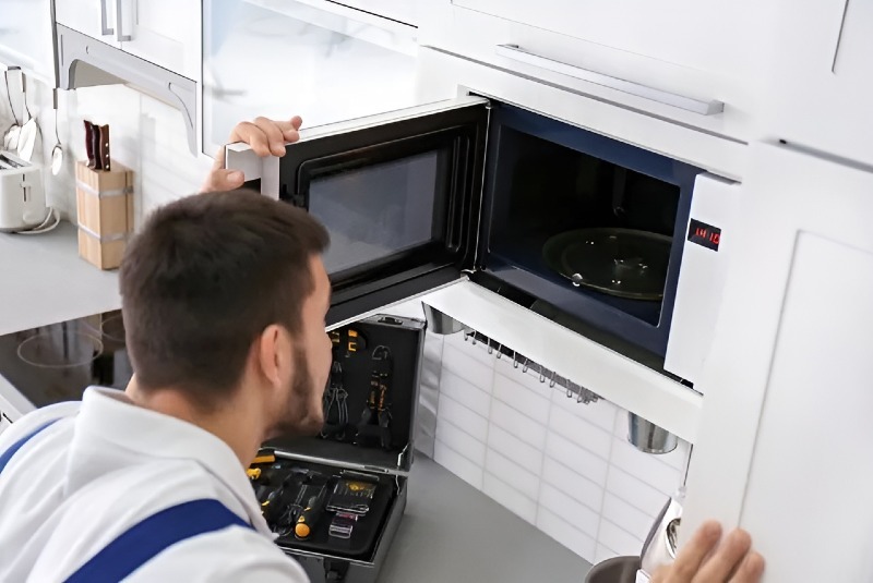 Buld-in Microwave Repair in Medley